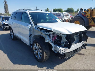 TOYOTA GRAND HIGHLANDER 2025