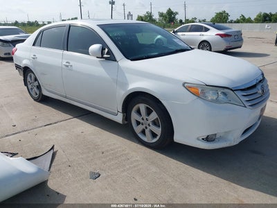 TOYOTA AVALON 2012