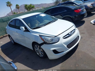 HYUNDAI ACCENT 2012