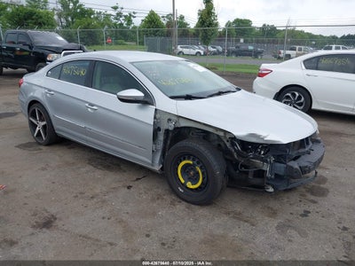 VOLKSWAGEN CC 2011