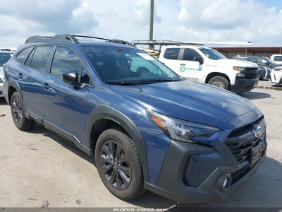 SUBARU OUTBACK 2025