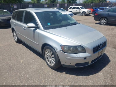 VOLVO V50 2005