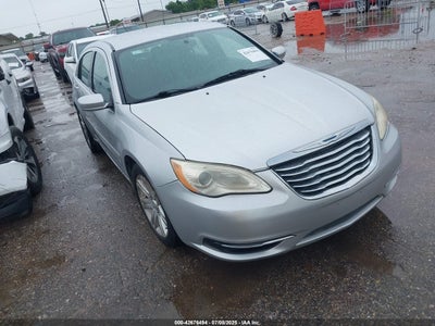 CHRYSLER 200 2012