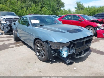 FORD MUSTANG 2024