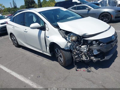 TOYOTA PRIUS PRIME 2017