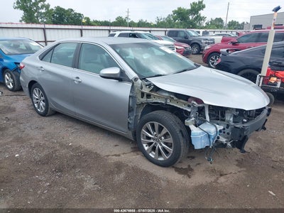 TOYOTA CAMRY HYBRID 2015