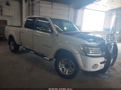 TOYOTA TUNDRA 2004