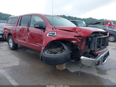 NISSAN TITAN 2017