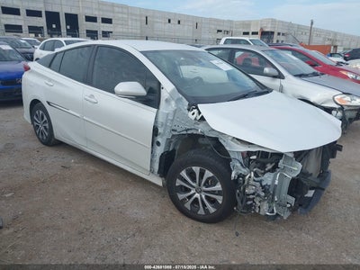 TOYOTA PRIUS PRIME 2022