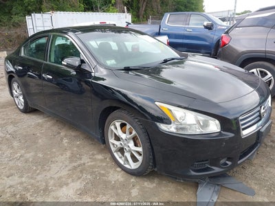 NISSAN MAXIMA 2014