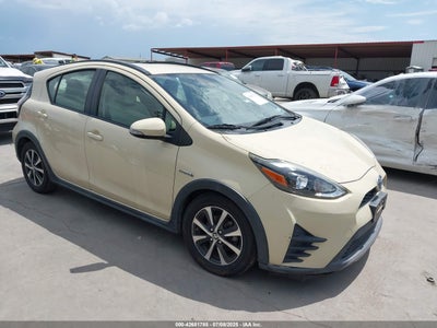 TOYOTA PRIUS C 2018
