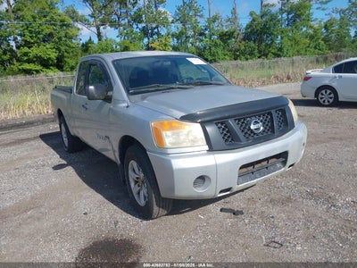 NISSAN TITAN 2010