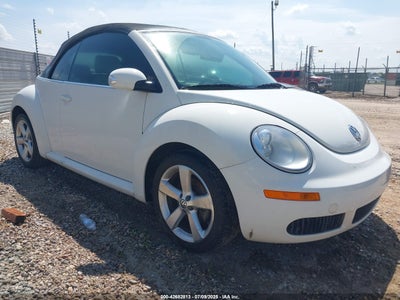 VOLKSWAGEN NEW BEETLE 2007