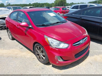 HYUNDAI ACCENT 2013