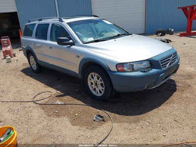 VOLVO XC70 2004