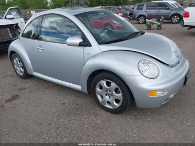 VOLKSWAGEN NEW BEETLE 2002