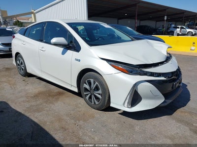 TOYOTA PRIUS PRIME 2019