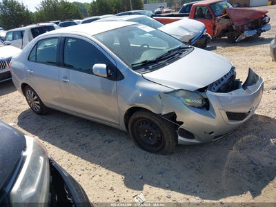 TOYOTA YARIS 2010