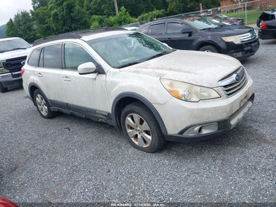 SUBARU OUTBACK 2011