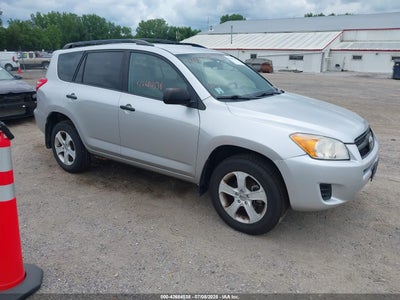 TOYOTA RAV4 2010