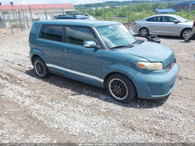 SCION XB 2010