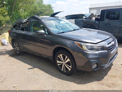 SUBARU OUTBACK 2018