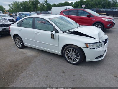VOLVO S40 2011