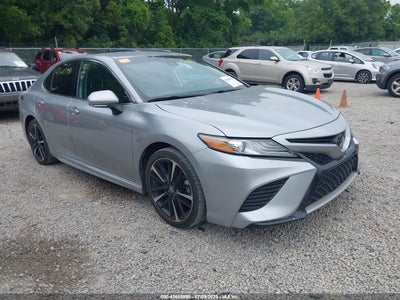 TOYOTA CAMRY 2019