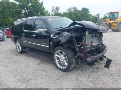 CADILLAC ESCALADE ESV 2013