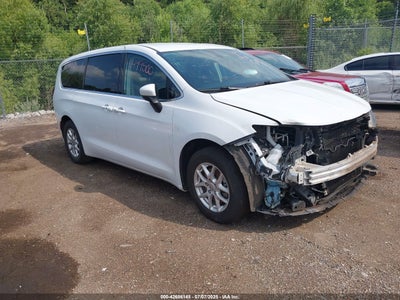 CHRYSLER VOYAGER 2022