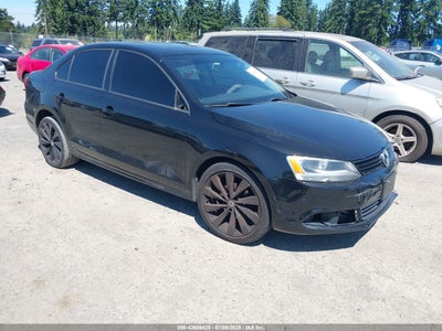 VOLKSWAGEN JETTA 2011
