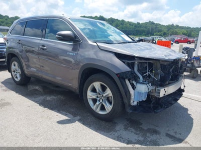 TOYOTA HIGHLANDER HYBRID 2016