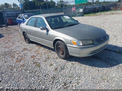 TOYOTA CAMRY 2001