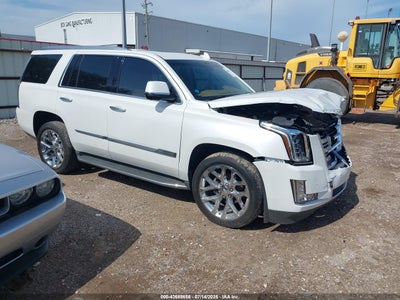 CADILLAC ESCALADE 2016