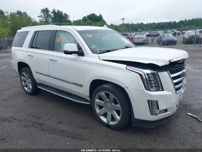 CADILLAC ESCALADE 2017