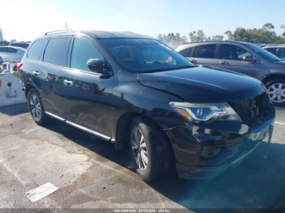 NISSAN PATHFINDER 2019