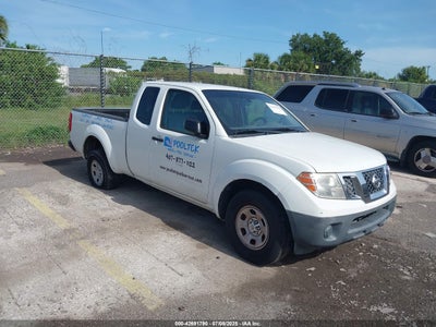 NISSAN FRONTIER 2013