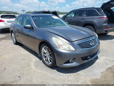 INFINITI G37 2013