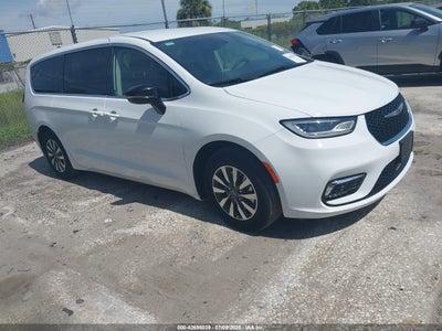 CHRYSLER PACIFICA HYBRID 2024