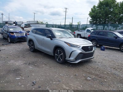 TOYOTA HIGHLANDER 2022