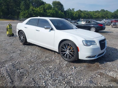 CHRYSLER 300 2018