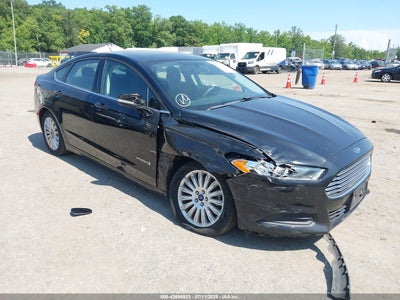 FORD FUSION HYBRID 2016