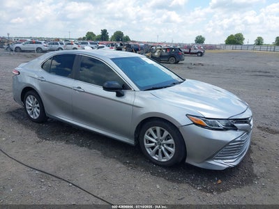 TOYOTA CAMRY 2018