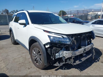 NISSAN PATHFINDER 2024