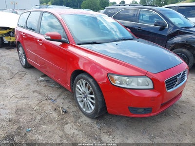 VOLVO V50 2010