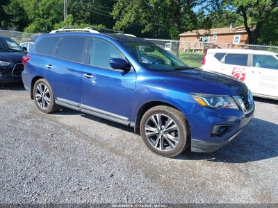 NISSAN PATHFINDER 2017