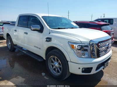 NISSAN TITAN 2017