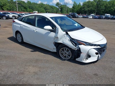 TOYOTA PRIUS PRIME 2021
