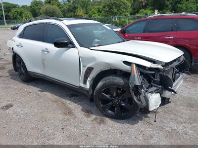 INFINITI QX70 2016