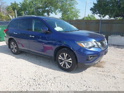 NISSAN PATHFINDER 2017